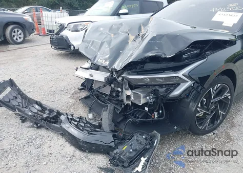 2025 Kia K5 Gt-Line z USA, uszkodzony, nr VIN KNAG64J72S5378355